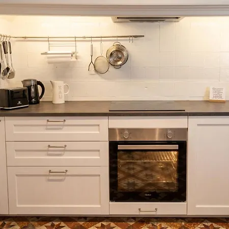 1-bed Apartment, Courtyard, *